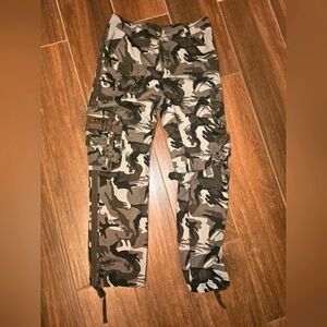 FREE KNIGHT CARGO U.S. ARMY PANTS SZ 30